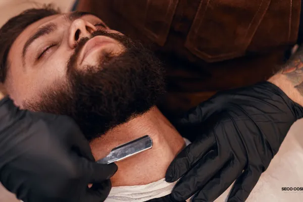 Jak golić zarost na szyi?