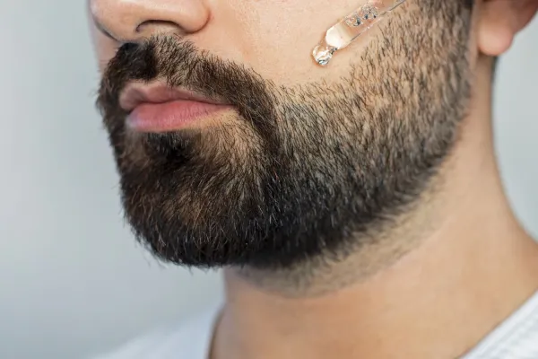 Jak używać olejku do brody?