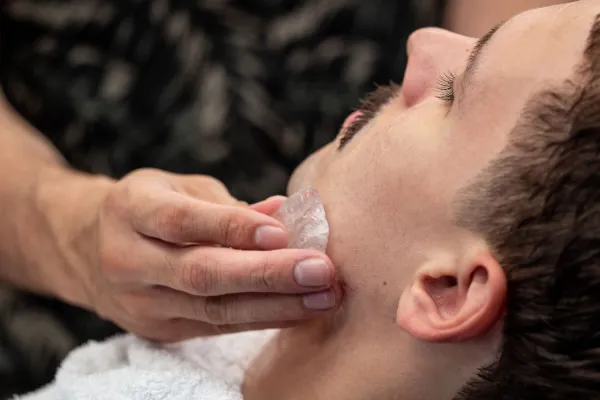 Krostki po goleniu - co robić żeby zniknęły